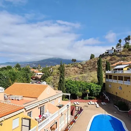 Puerto Cruz Near Puerto de la Cruz (Tenerife)